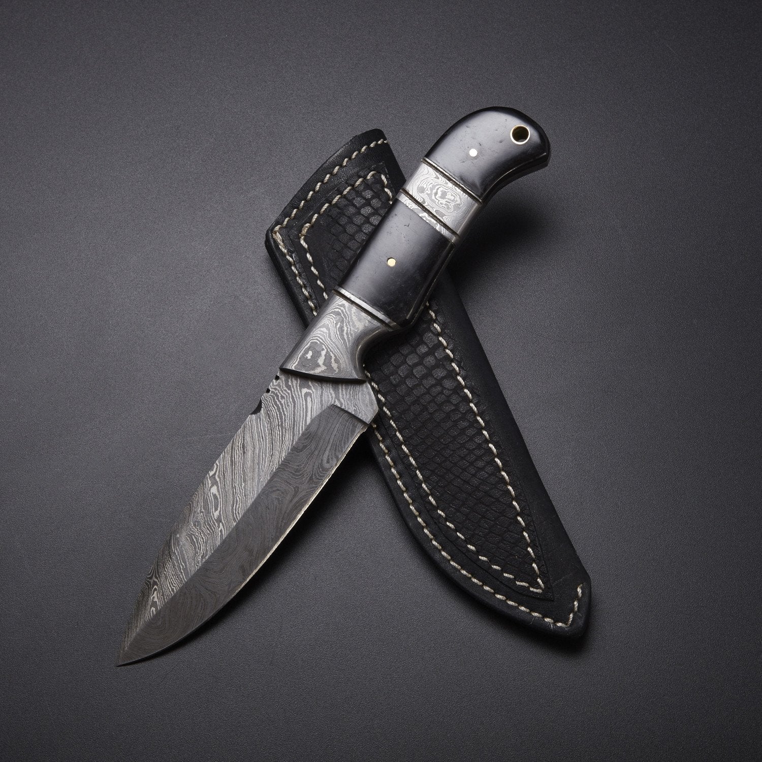 HandForged Damascus Steel Fixed Blade with Buffalo Horn Handle - Damascus Knives